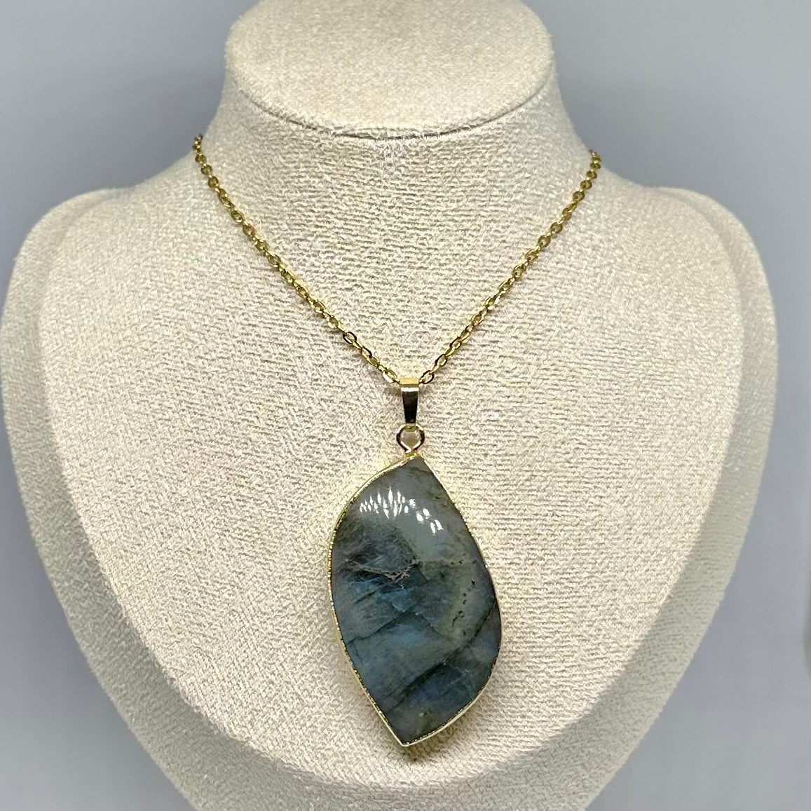 Labradorite Gold Necklace